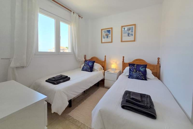 3 soverom Penthouse til salgs i La Duquesa / Puerto de la Duquesa med svømmebasseng garasje - € 295 000 (Ref: 9057988)