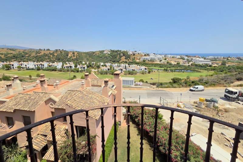 3 chambre Maison de Ville à vendre à Estepona avec piscine garage - 445 000 € (Ref: 9103165)