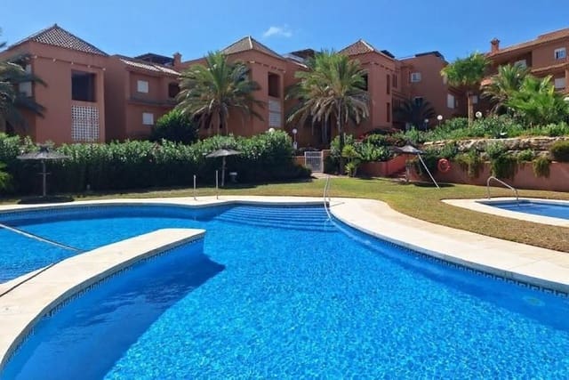 3 quarto Apartamento para venda em La Duquesa / Puerto de la Duquesa, Manilva com piscina garagem - 369 000 € (Ref: 9219035)