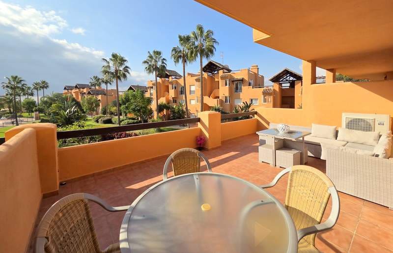 2 bedroom Apartment for sale in Casares with pool - € 249,000 (Ref: 9325201)