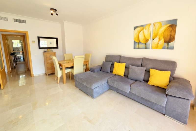 2 bedroom Apartment for sale in Casares with pool - € 249,000 (Ref: 9325201)