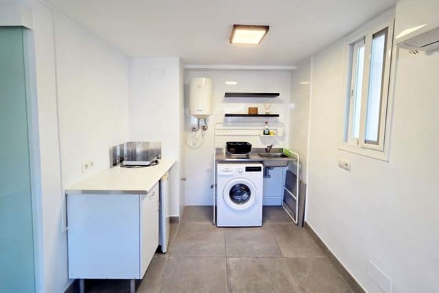 Studio for sale in Puerto de Estepona, Estepona - € 159,000 (Ref: 9357590)