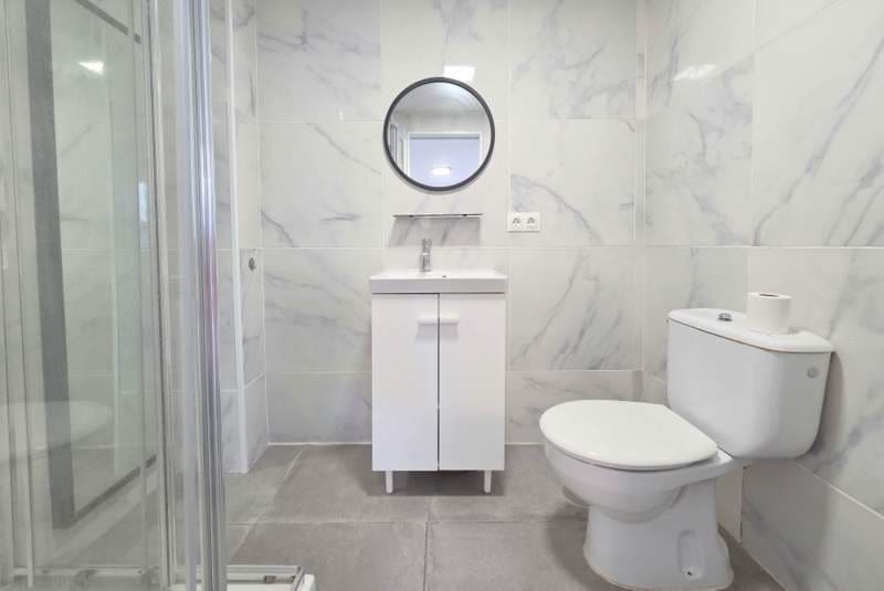 Studio for sale in Estepona - € 159,000 (Ref: 9357590)