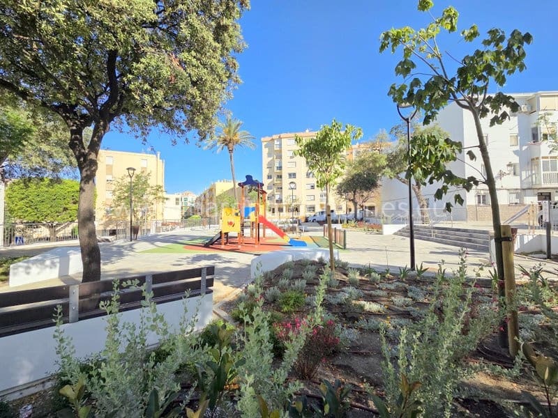 Estúdio para venda em Estepona - 137 000 € (Ref: 9357590)