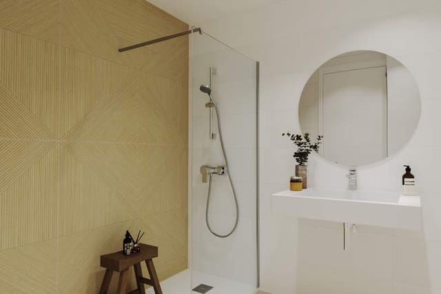 Apartamento de 2 habitaciones en Estepona Golf, Estepona en venta con piscina - 745.000 € (Ref: 9369249)