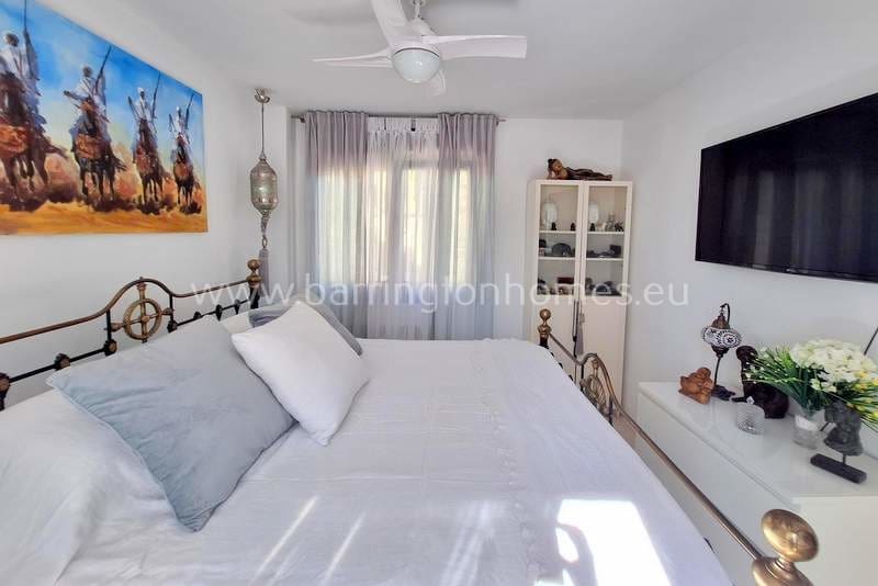 3 bedroom Apartment for sale in Casares with pool - € 365,000 (Ref: 9466153)