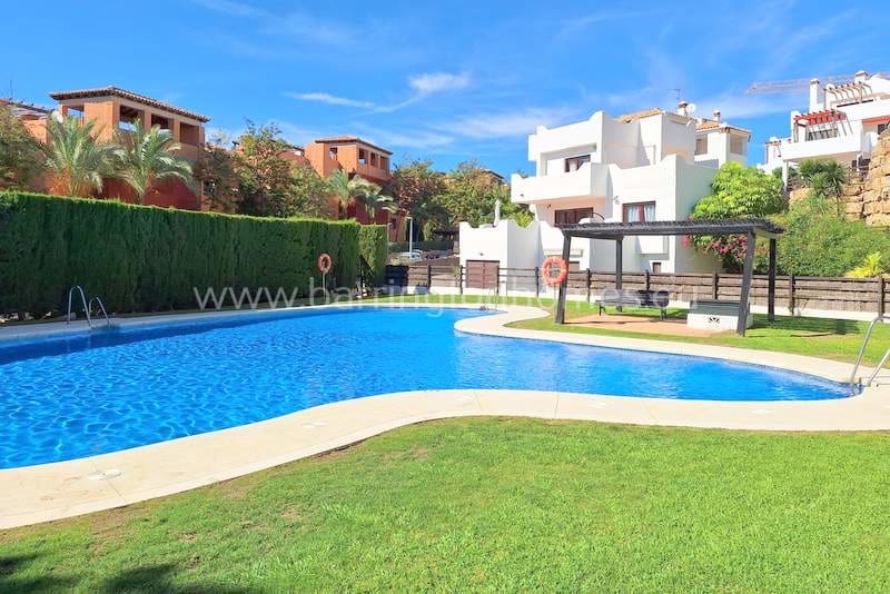 3 bedroom Apartment for sale in Casares with pool - € 365,000 (Ref: 9466153)