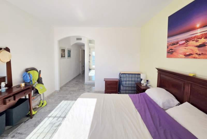 2 bedroom Apartment for sale in Manilva with pool garage - € 280,000 (Ref: 9495494)