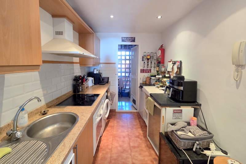 2 bedroom Apartment for sale in Manilva with pool garage - € 280,000 (Ref: 9495494)