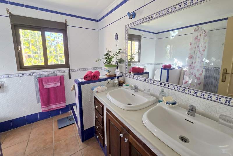 2 soveværelse Villa til salg i Casares - € 369.500 (Ref: 9495504)