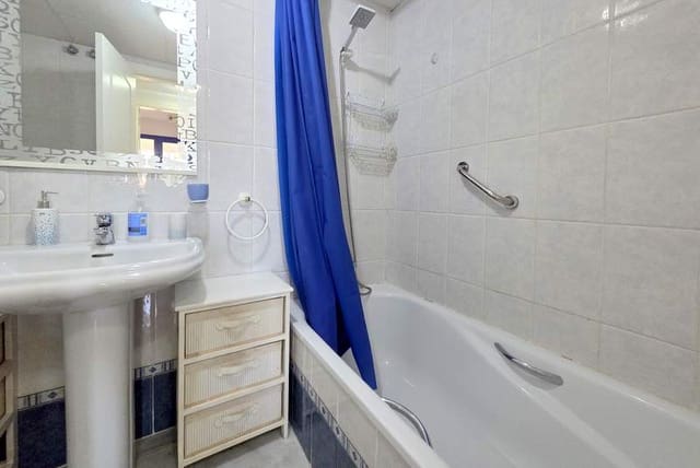 2 slaapkamer Appartement te koop in La Duquesa / Puerto de la Duquesa, Manilva met zwembad garage - € 275.000 (Ref: 9506408)