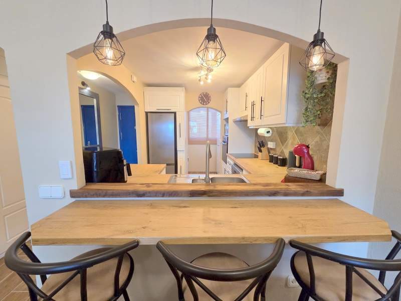 2 Zimmer Apartment zu verkaufen in La Duquesa / Puerto de la Duquesa mit Pool Garage - 369.000 € (Ref: 9516317)