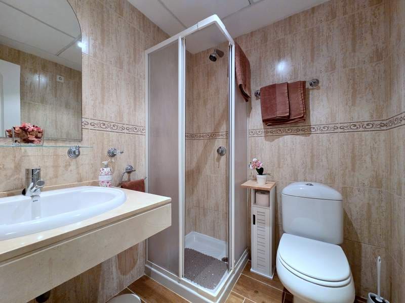 2 Zimmer Apartment zu verkaufen in La Duquesa / Puerto de la Duquesa mit Pool Garage - 369.000 € (Ref: 9516317)