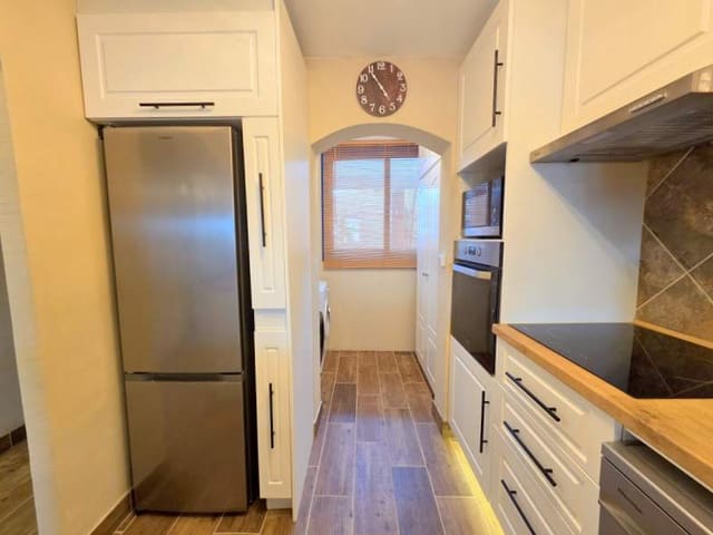 2 Zimmer Apartment zu verkaufen in La Duquesa / Puerto de la Duquesa, Manilva mit Pool Garage - 369.000 € (Ref: 9516317)