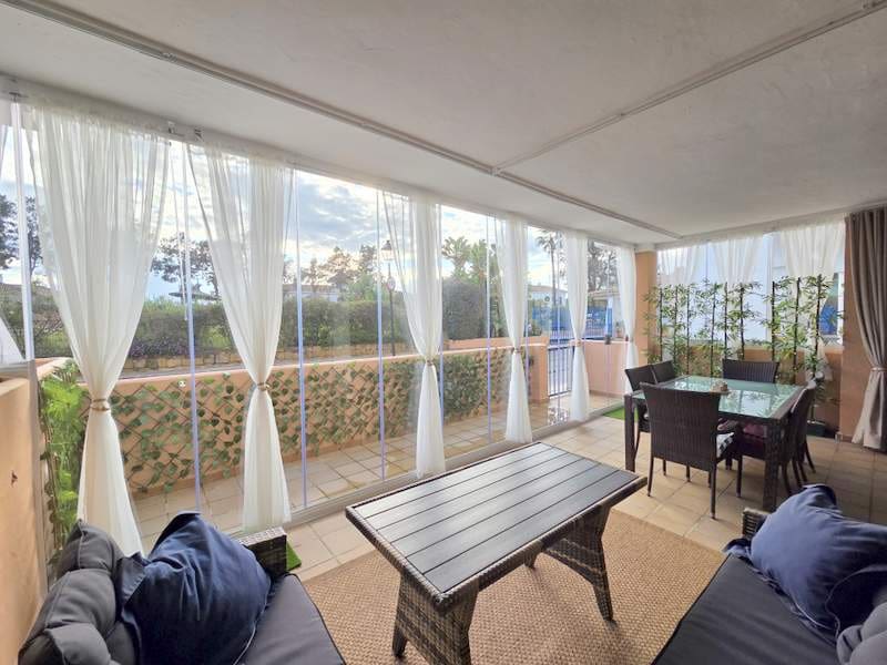 2 Zimmer Apartment zu verkaufen in La Duquesa / Puerto de la Duquesa mit Pool Garage - 369.000 € (Ref: 9516317)