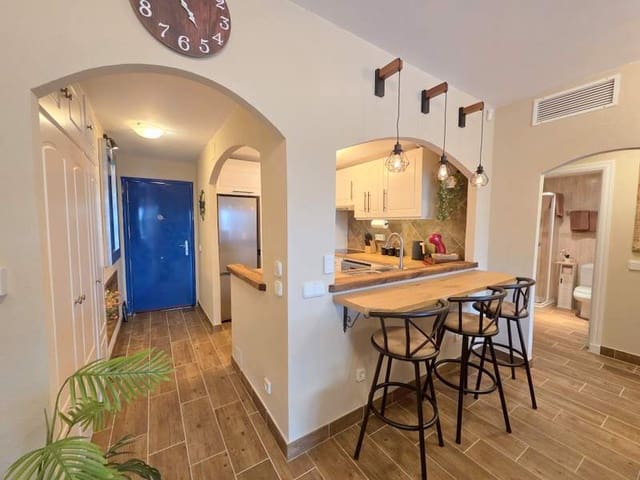 2 Zimmer Apartment zu verkaufen in La Duquesa / Puerto de la Duquesa, Manilva mit Pool Garage - 369.000 € (Ref: 9516317)