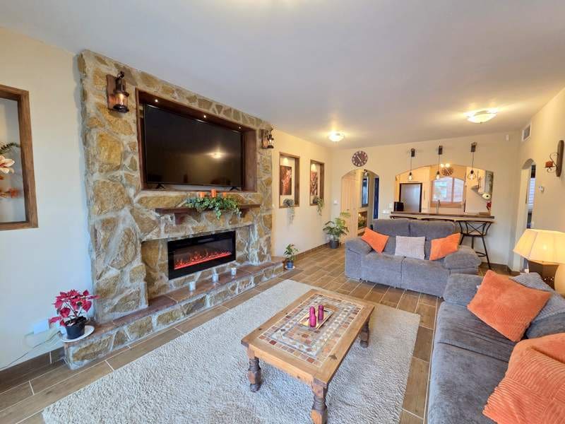 2 Zimmer Apartment zu verkaufen in La Duquesa / Puerto de la Duquesa mit Pool Garage - 369.000 € (Ref: 9516317)