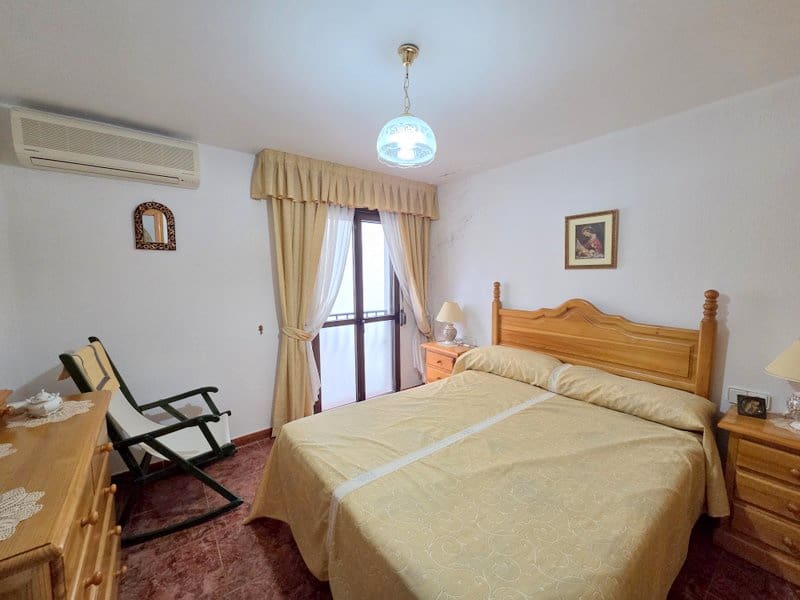 3 soverom Leilighet til salgs i Manilva - € 179 000 (Ref: 9757896)