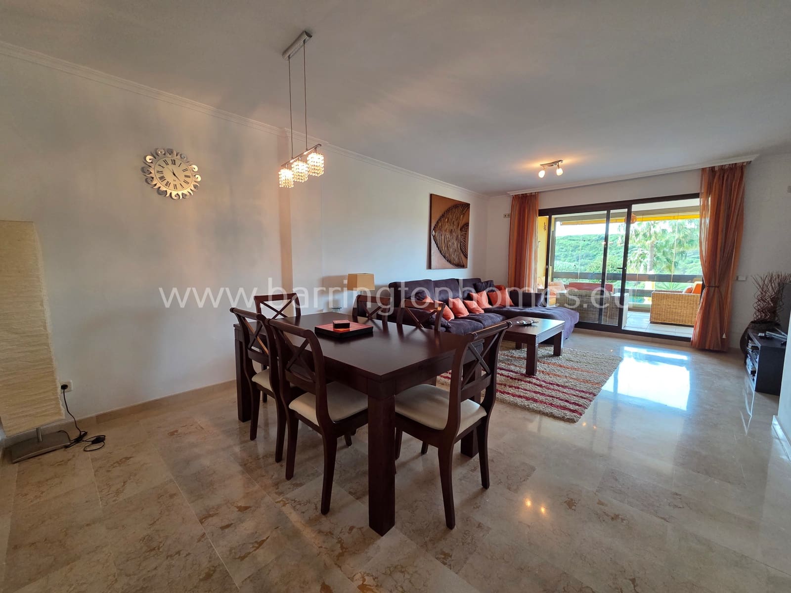 Apartamento de 3 habitaciones en Casares en venta con piscina garaje - 415.000 € (Ref: 9793373)