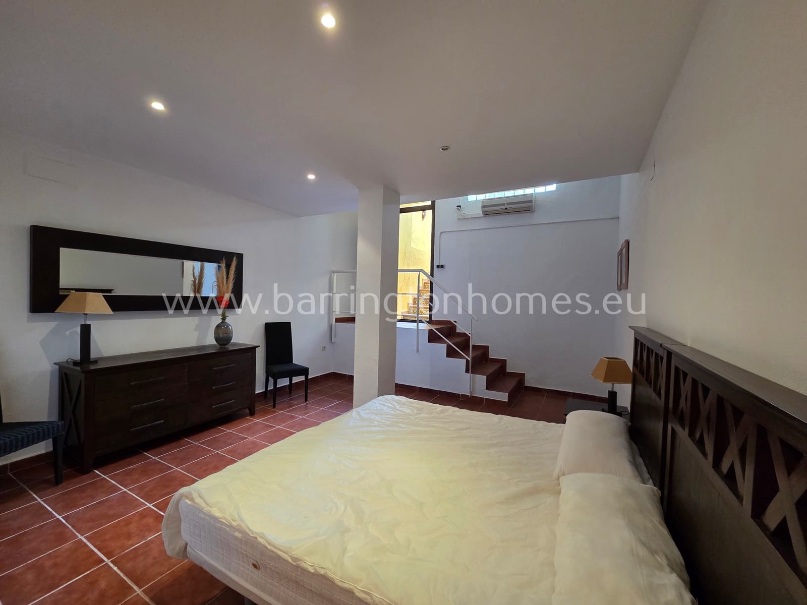 Apartamento de 3 habitaciones en Casares en venta con piscina garaje - 415.000 € (Ref: 9793373)