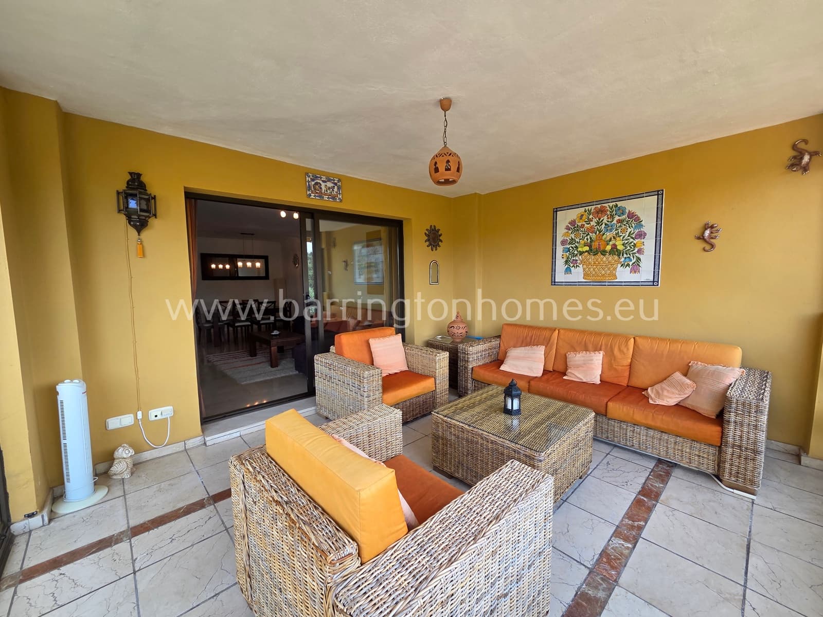 Apartamento de 3 habitaciones en Casares en venta con piscina garaje - 415.000 € (Ref: 9793373)