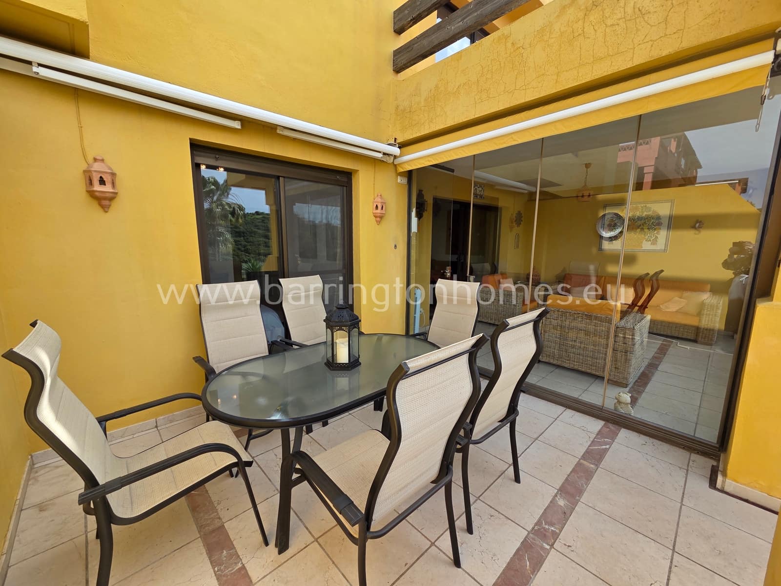 Apartamento de 3 habitaciones en Casares en venta con piscina garaje - 415.000 € (Ref: 9793373)