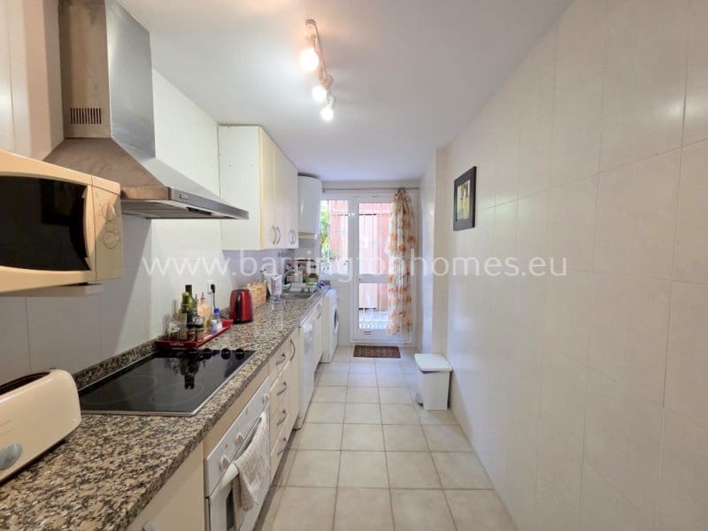 2 sovrum Lägenhet till salu i Casares med pool - 260 000 € (Ref: 9809886)