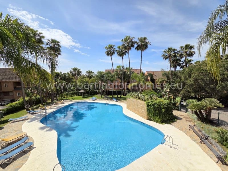 2 sovrum Lägenhet till salu i Casares med pool - 260 000 € (Ref: 9809886)