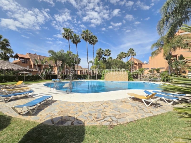 2 sovrum Lägenhet till salu i Casares med pool - 260 000 € (Ref: 9809886)