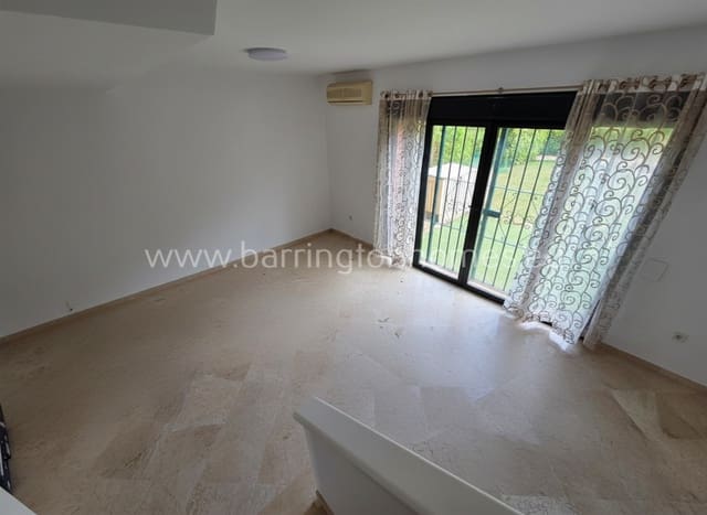 3 soverom Hus til salgs i La Duquesa / Puerto de la Duquesa, Manilva med svømmebasseng - € 299 000 (Ref: 9821038)