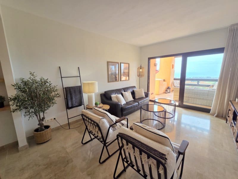 2 chambre Appartement à vendre à La Duquesa / Puerto de la Duquesa avec piscine garage - 295 000 € (Ref: 9841517)