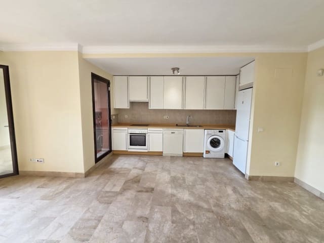 2 chambre Appartement à vendre à Buenas Noches, Estepona avec piscine garage - 275 000 € (Ref: 9841519)