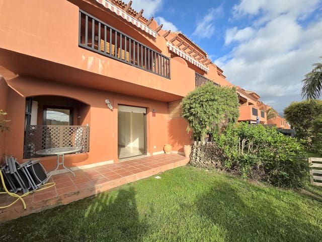 2 chambre Appartement à vendre à Buenas Noches, Estepona avec piscine garage - 275 000 € (Ref: 9841519)