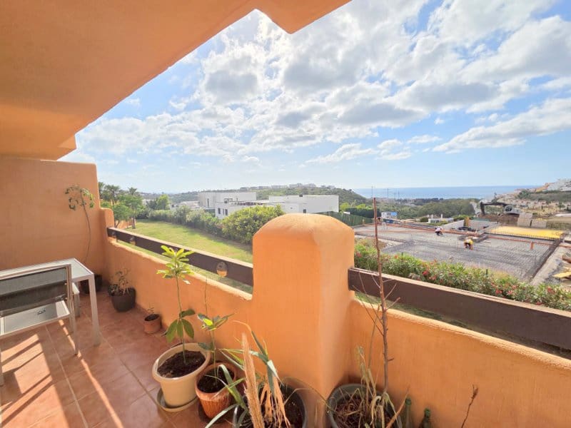 2 bedroom Apartment for sale in Casares with pool garage - € 249,000 (Ref: 9841523)