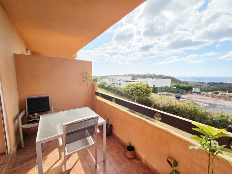2 bedroom Apartment for sale in Casares with pool garage - € 249,000 (Ref: 9841523)