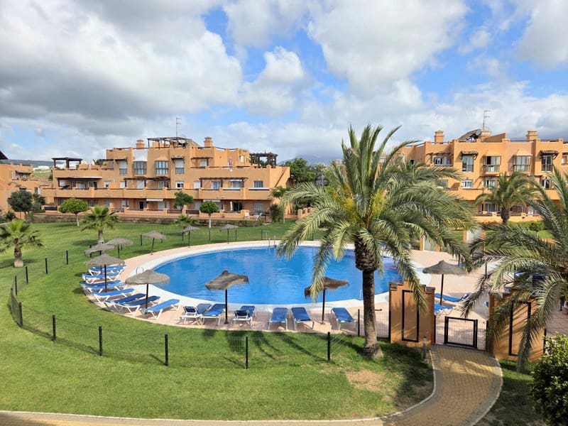 2 bedroom Apartment for sale in Casares with pool garage - € 249,000 (Ref: 9841523)