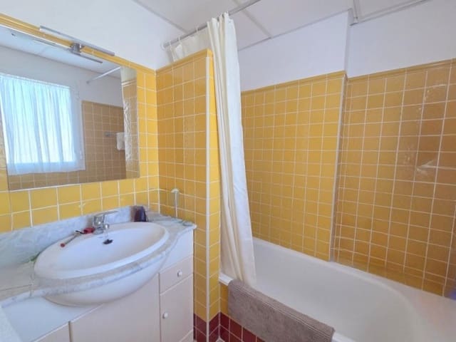 3 soverom Hus til salgs i Casares Golf - Casares del Sol, Casares med svømmebasseng garasje - € 339 000 (Ref: 9862366)
