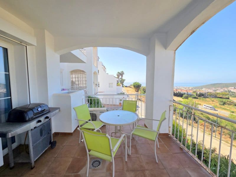 2 Zimmer Apartment zu verkaufen in La Duquesa / Puerto de la Duquesa mit Pool Garage - 230.000 € (Ref: 9889397)