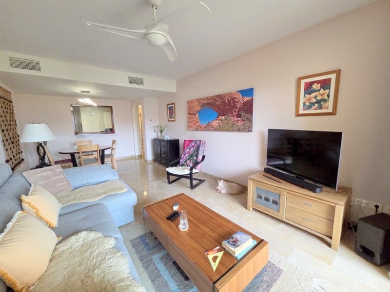 2 soverom Leilighet til salgs i La Duquesa / Puerto de la Duquesa med svømmebasseng garasje - € 295 000 (Ref: 9922857)