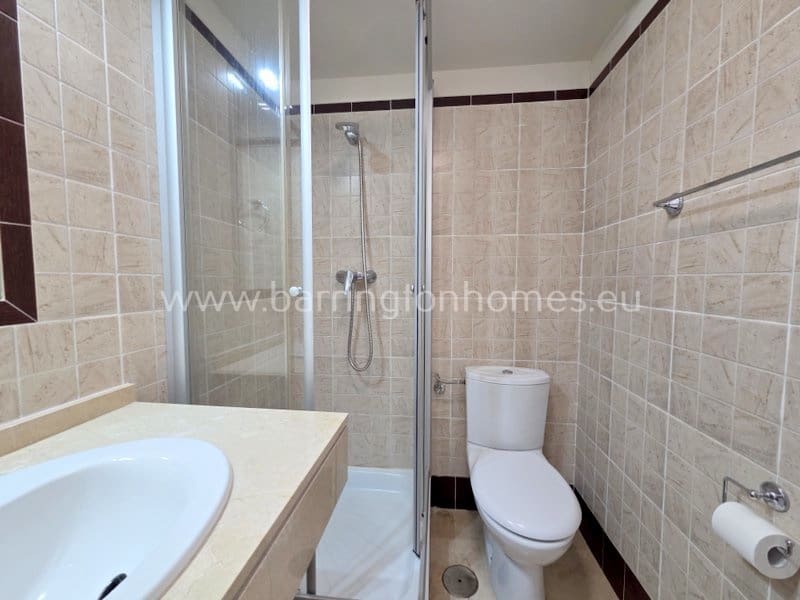 3 soverom Penthouse til salgs i La Duquesa / Puerto de la Duquesa med svømmebasseng garasje - € 379 000 (Ref: 9950235)