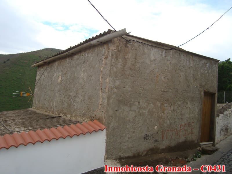 3 soveværelse Byhus til salg i Albunol - € 95.000 (Ref: 2823243)