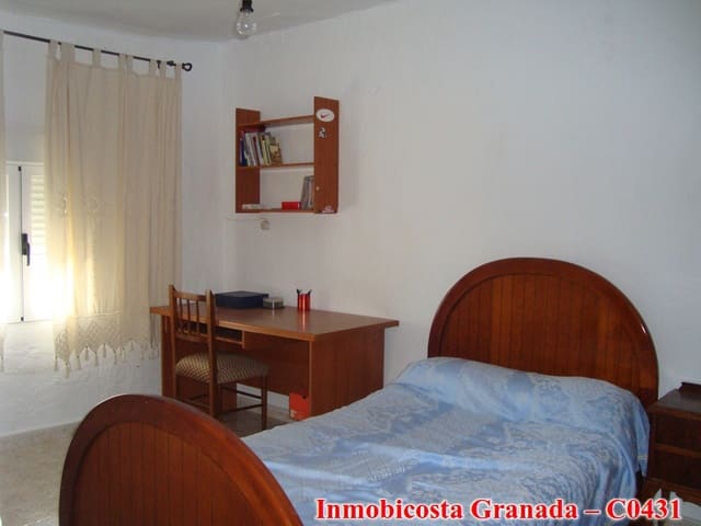 3 soveværelse Byhus til salg i Albuñol - € 95.000 (Ref: 2823243)