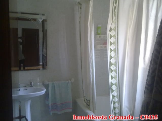 8 soveværelse Byhus til salg i La Rabita, Albuñol - € 115.000 (Ref: 2823251)