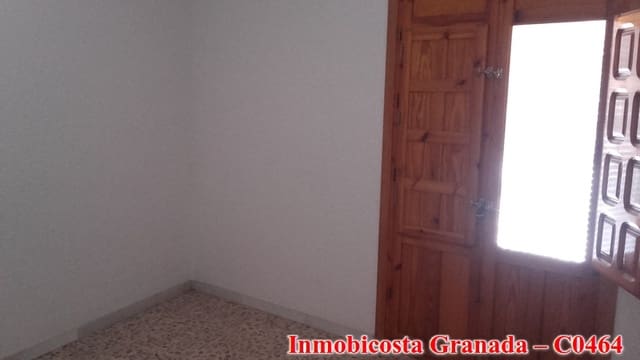 3 soveværelse Byhus til salg i Yegen, Alpujarra de la Sierra med garage - € 75.000 (Ref: 3034913)