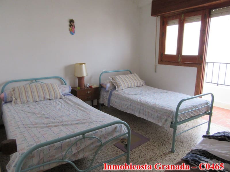 4 soveværelse Byhus til salg i Sorvilan - € 100.000 (Ref: 3040342)