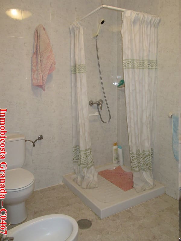 5 soverom Hus til salgs i Albondon med garasje - € 80 000 (Ref: 3172782)