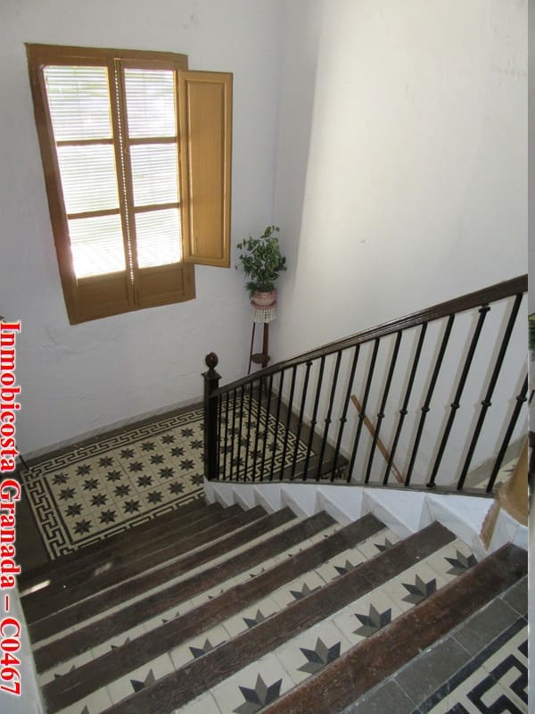 5 soverom Hus til salgs i Albondon med garasje - € 80 000 (Ref: 3172782)