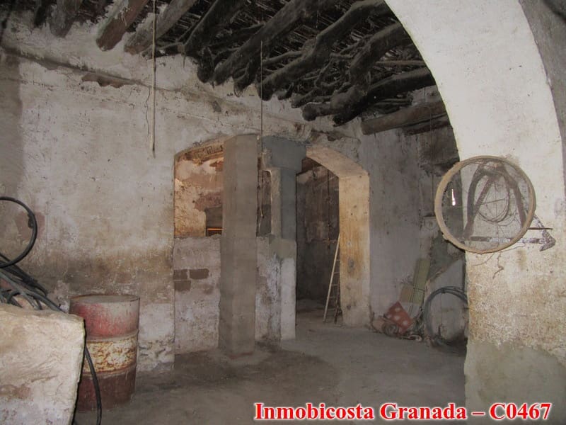 5 soverom Hus til salgs i Albondon med garasje - € 80 000 (Ref: 3172782)