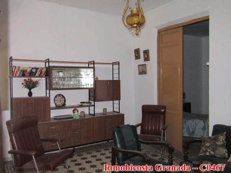 5 soverom Hus til salgs i Albondon med garasje - € 80 000 (Ref: 3172782)