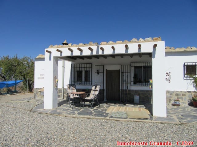 4 slaapkamer Finca/Landhuis te koop in Cadiar met garage - € 155.000 (Ref: 3179480)